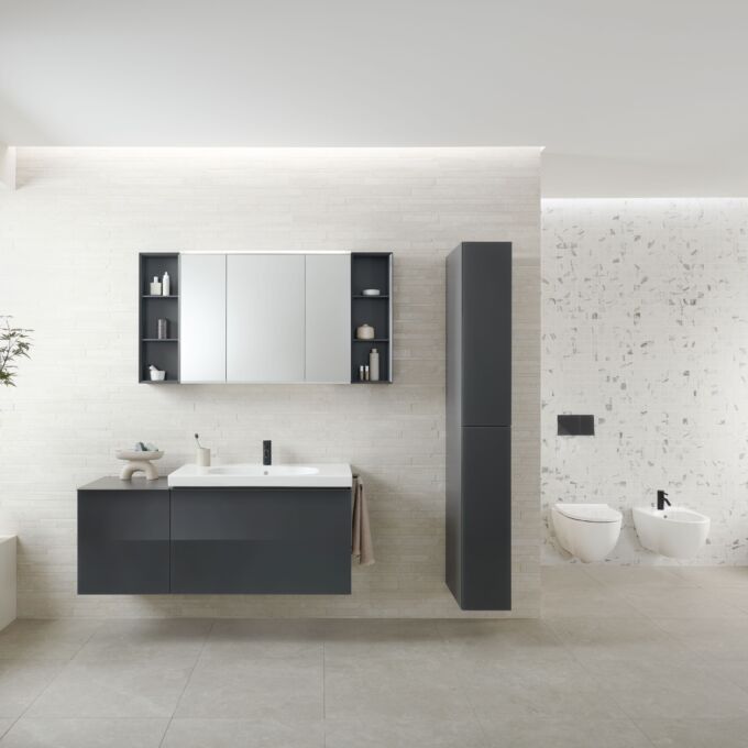 2024 Acanto bathroom glass lava frontal view cropped