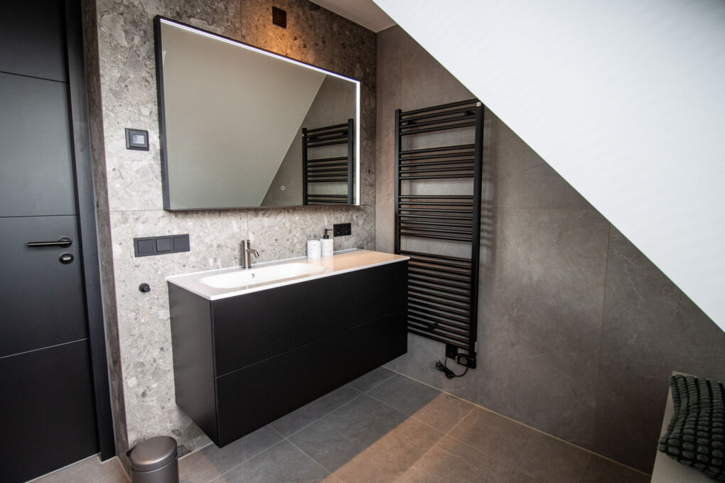 20260604 Vervaet badkamers toiletten Breskens LR 90